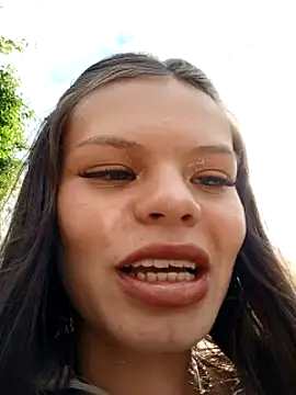Snapshot of Violeta_12- chatting on 01-29-25, 01:17 Violeta 12- online show from 01-29-25, 01:17