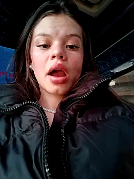 Snapshot of Violeta_12- chatting on 02-25-25, 09:26 Violeta 12- online show from 02-25-25, 09:26