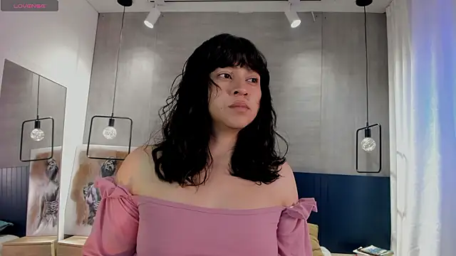 Snapshot of _julietta chatting on 03-25-26, 12:59 julietta online show from 03-25-26, 12:59