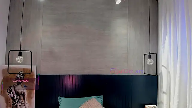 Snapshot of _julietta chatting on 03-04-26, 12:57 julietta online show from 03-04-26, 12:57