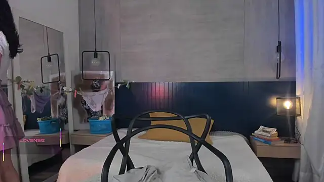 Snapshot of _julietta chatting on 07-16-26, 12:46 julietta online show from 07-16-26, 12:46