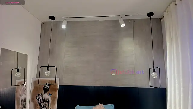 Snapshot of _julietta chatting on 02-23-26, 12:39 julietta online show from 02-23-26, 12:39