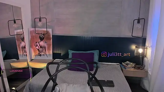  julietta online show from 04-30-26, 12:56