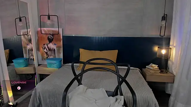 Snapshot of _julietta chatting on 06-23-26, 12:58 julietta online show from 06-23-26, 12:58