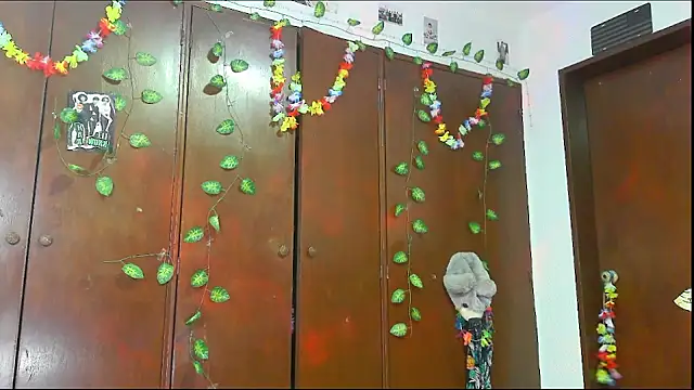  jessica rabbit online show from 04-15-26, 07:51