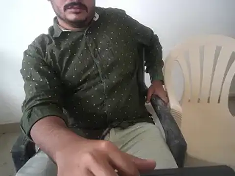 naughtymike0007 online show from 11-26-25, 08:47