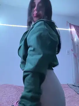 CieloTaylor online show from 12-17-25, 12:37