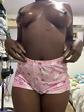 Alessiiaa  online show from 04-22-26, 12:23