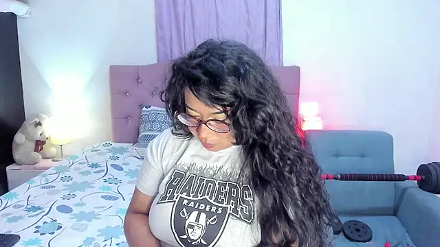 Latinabombsheell online show from 06-24-26, 06:01