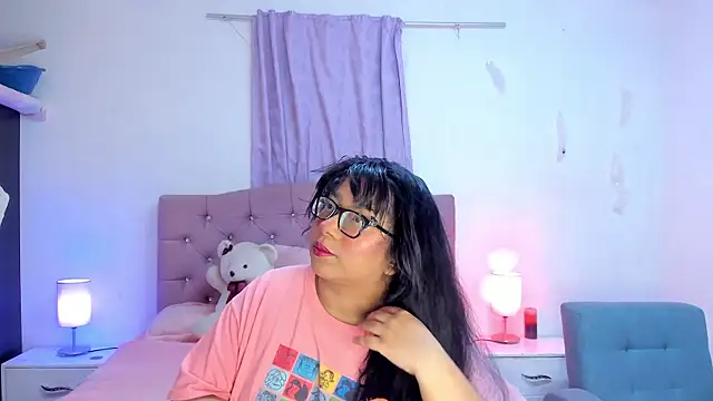 Latinabombsheell online show from 12-21-25, 02:35