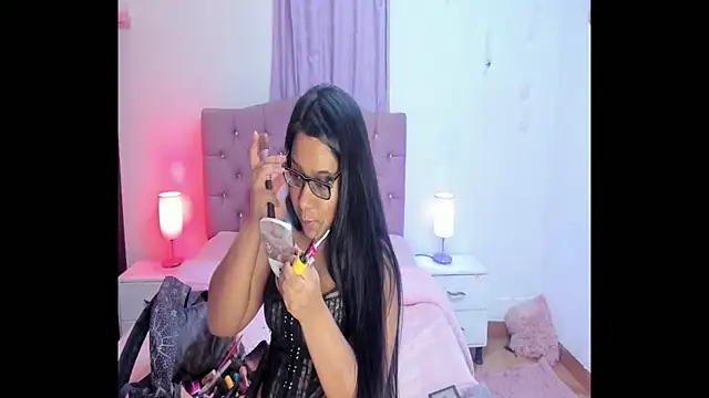 Latinabombsheell online show from 10-29-25, 03:38