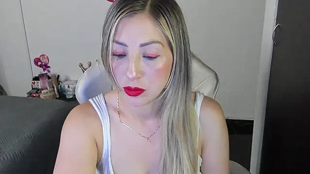 Andreina Suann online show from 11-25-25, 12:05