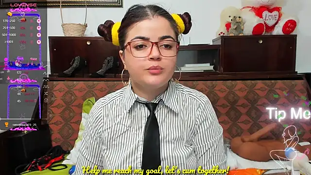 Snapshot of Anasunshine12 chatting on 04-21-26, 05:36 Anasunshine12 online show from 04-21-26, 05:36