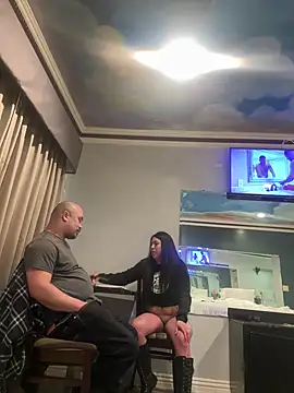 Snapshot of Gin4Cole chatting on 01-02-25, 12:13 Gin4Cole online show from 01-02-25, 12:13