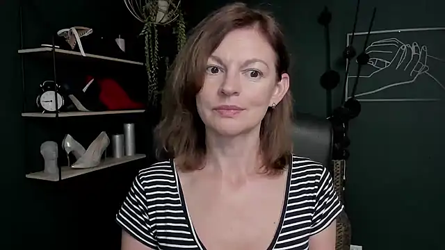 VivianWILD online show from 09-09-25, 08:13