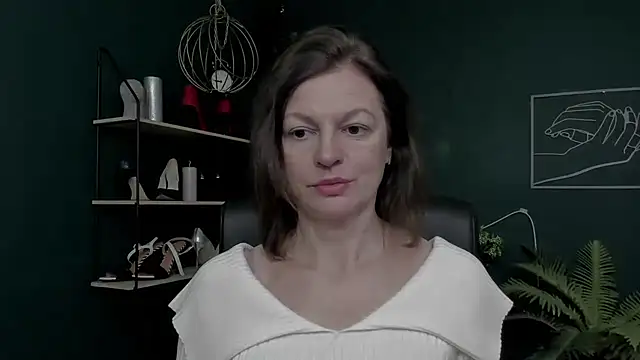 VivianWILD online show from 12-05-25, 06:56