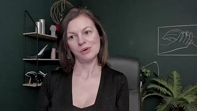 VivianWILD online show from 02-09-26, 07:06