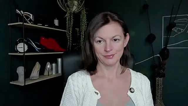 VivianWILD online show from 03-20-25, 10:54