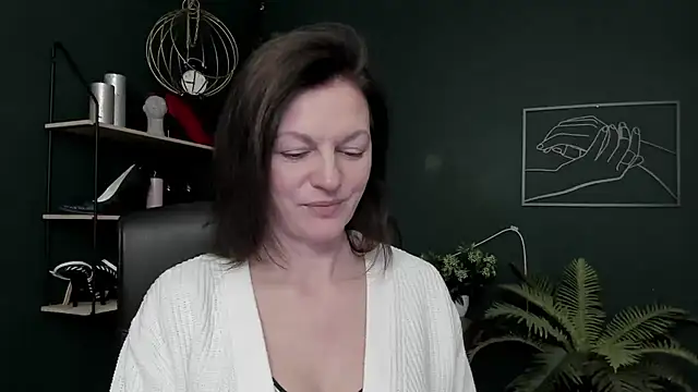 VivianWILD online show from 02-07-26, 07:05