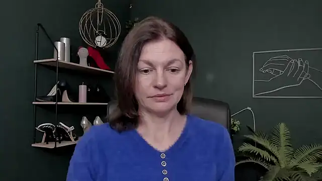 VivianWILD online show from 01-12-26, 07:04