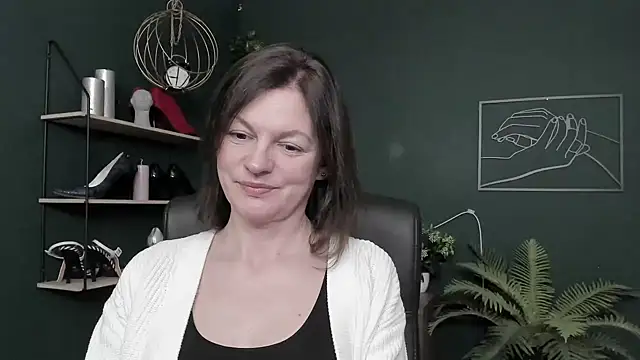 VivianWILD online show from 02-05-26, 07:04