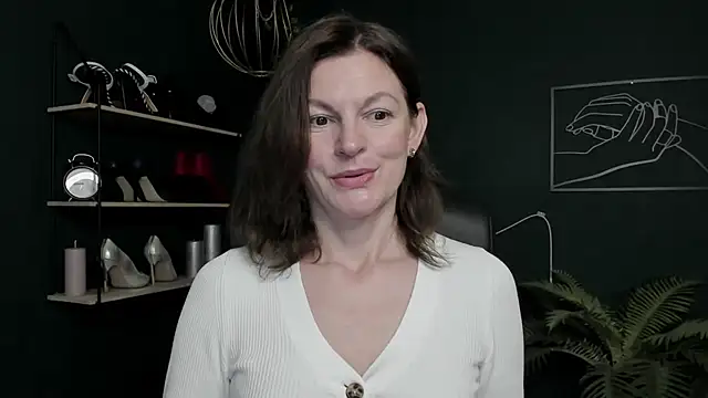 VivianWILD online show from 11-03-25, 06:51