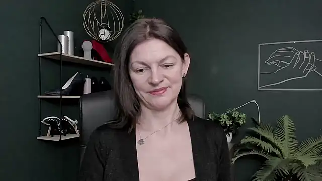 VivianWILD online show from 02-12-26, 07:08