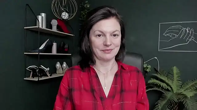 VivianWILD online show from 02-24-26, 07:42