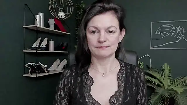 VivianWILD online show from 02-27-26, 07:30