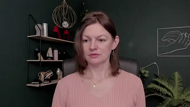 VivianWILD online show from 12-02-25, 06:48