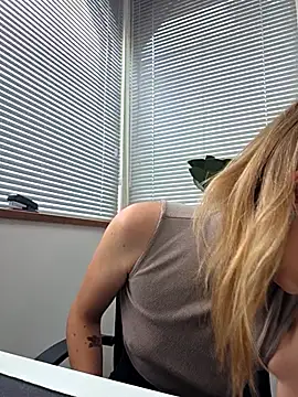 lucie mehott online show from 05-19-26, 11:39