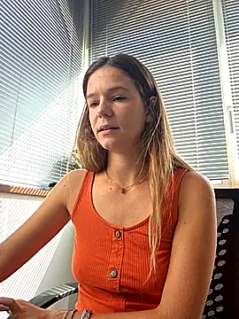 Snapshot of lucie_mehott chatting on 07-29-26, 08:46 lucie mehott online show from 07-29-26, 08:46