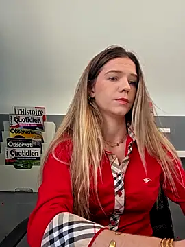 lucie mehott online show from 11-20-25, 08:48