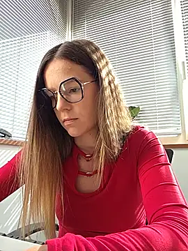 lucie mehott online show from 06-05-26, 07:47