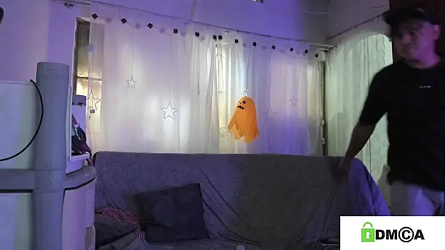 Snapshot of loreth_J chatting on 11-01-25, 04:34 loreth J online show from 11-01-25, 04:34