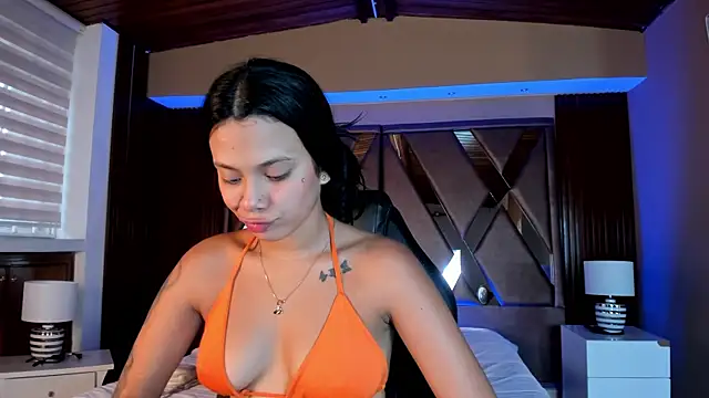 saracorraless online show from 02-21-25, 10:37