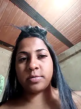 Giselabrunette25 online show from 04-28-26, 05:50