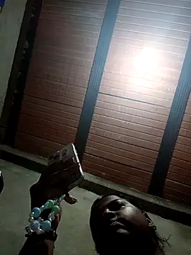 Giselabrunette25 online show from 03-01-26, 09:31