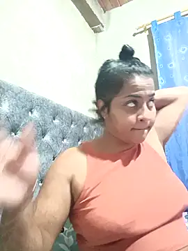 Giselabrunette25 online show from 02-11-26, 09:20