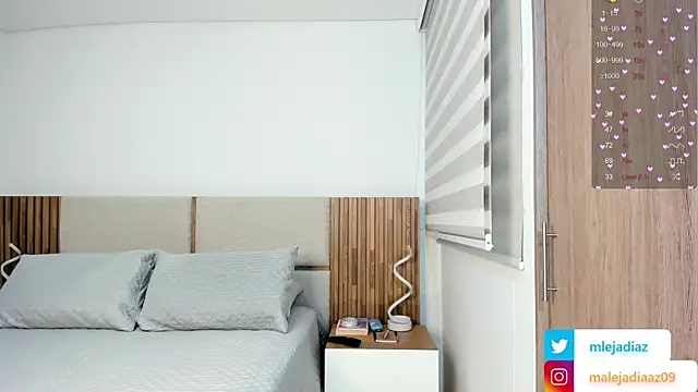 MalejaDiaz  online show from 09-15-25, 09:04