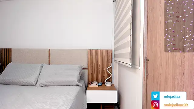 MalejaDiaz  online show from 10-09-25, 07:58