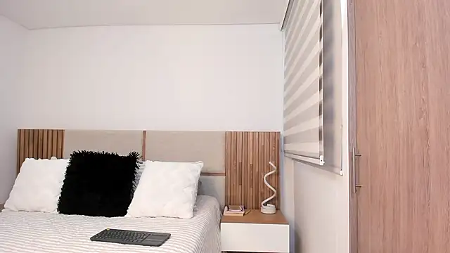 MalejaDiaz  online show from 03-06-26, 06:03