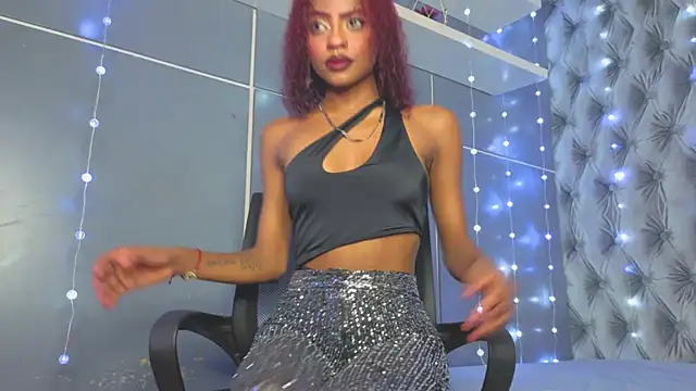 Hilary-banks online show from 11-30-25, 07:09