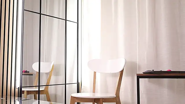 AnnittaStar online show from 10-24-25, 03:16