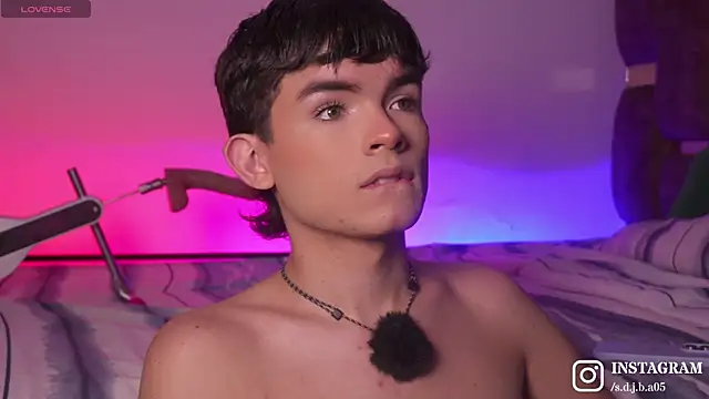 Angelo 018 online show from 10-31-25, 03:14