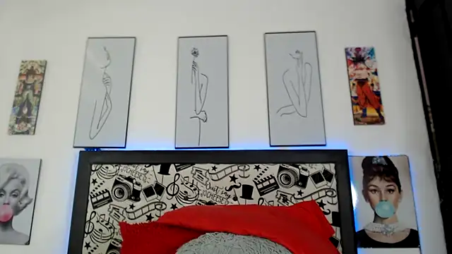Snapshot of Rihana14 chatting on 05-31-26, 08:09 Rihana14 online show from 05-31-26, 08:09