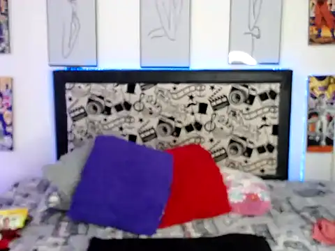 Rihana14 online show from 10-29-25, 07:35