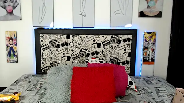 Rihana14 online show from 03-27-26, 10:43