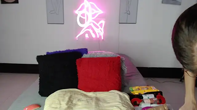 Rihana14 online show from 03-11-26, 10:59