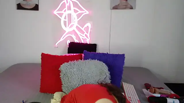 Rihana14 online show from 03-09-26, 10:24